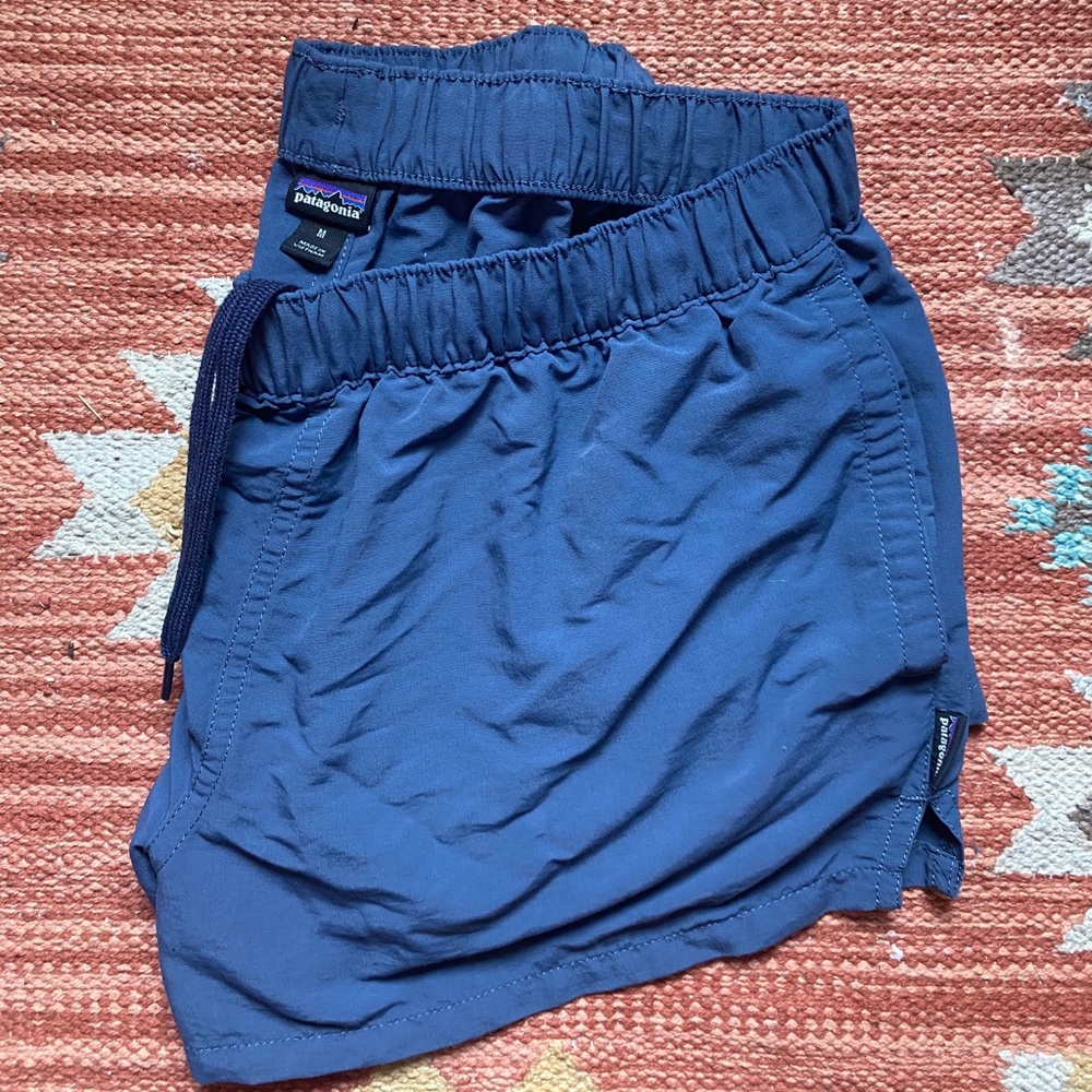 Patagonia slightly baggie short